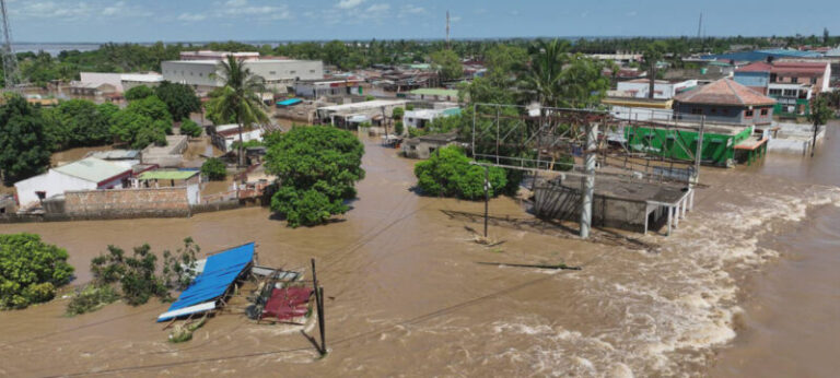 Angola envia 75 toneladas de produtos diversos para os assolados pelas cheias