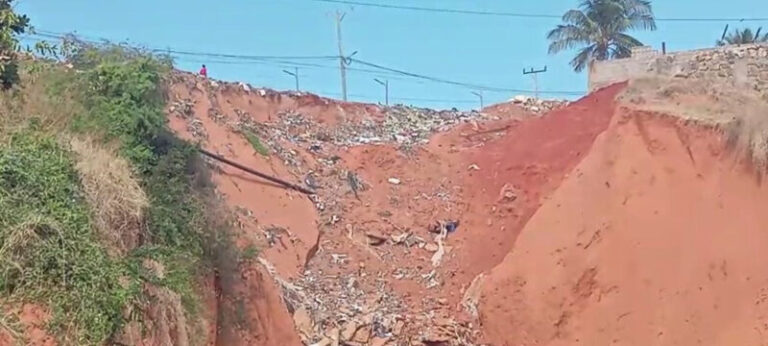 Erosão ameaça cortar EN1 na cidade de Pemba